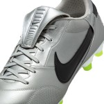 THE NIKE PREMIER III U FG