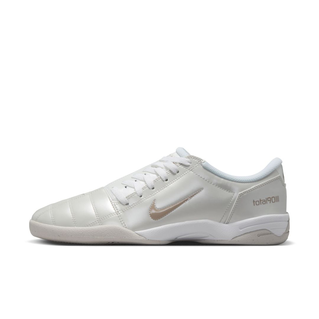 Nike Total 90