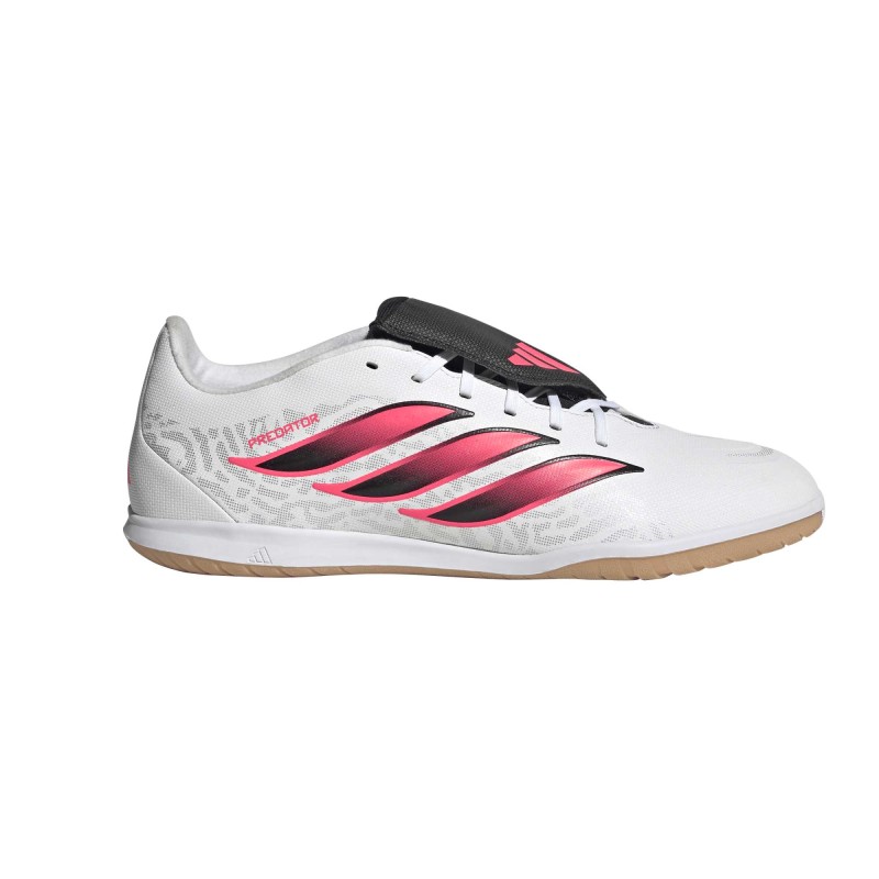 ADIDAS PREDATOR CLUB INDOOR CHAOS VS CONTROL